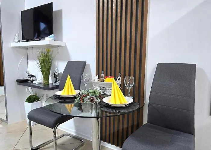 Black Sea Narcissus - Quiet With Amazing Sea View